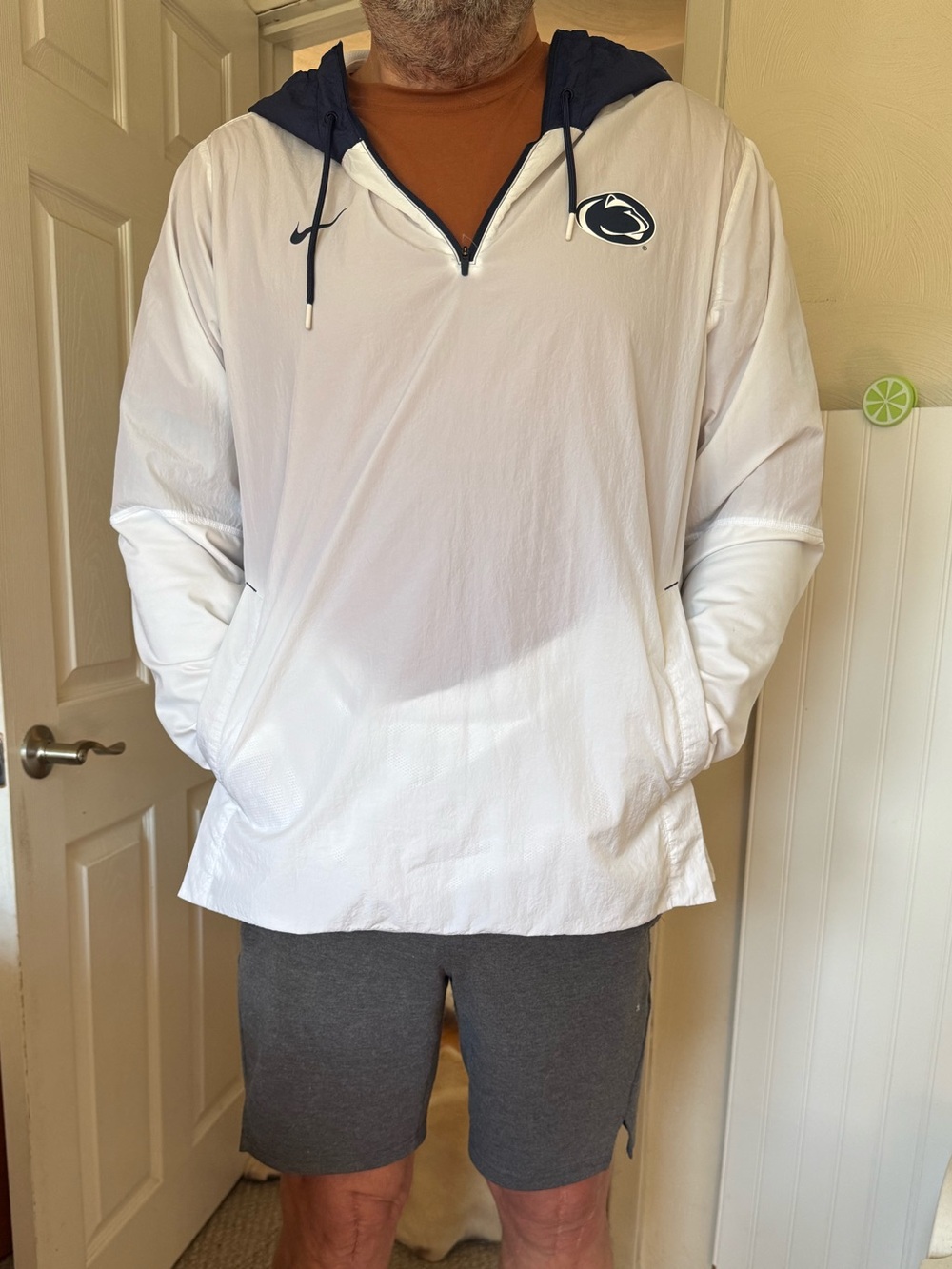 Nike Men’s White Hooded Pullover Jacket with Navy Accents PSU Penn State